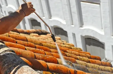 Nettoyage de toitures - Hémonstoir